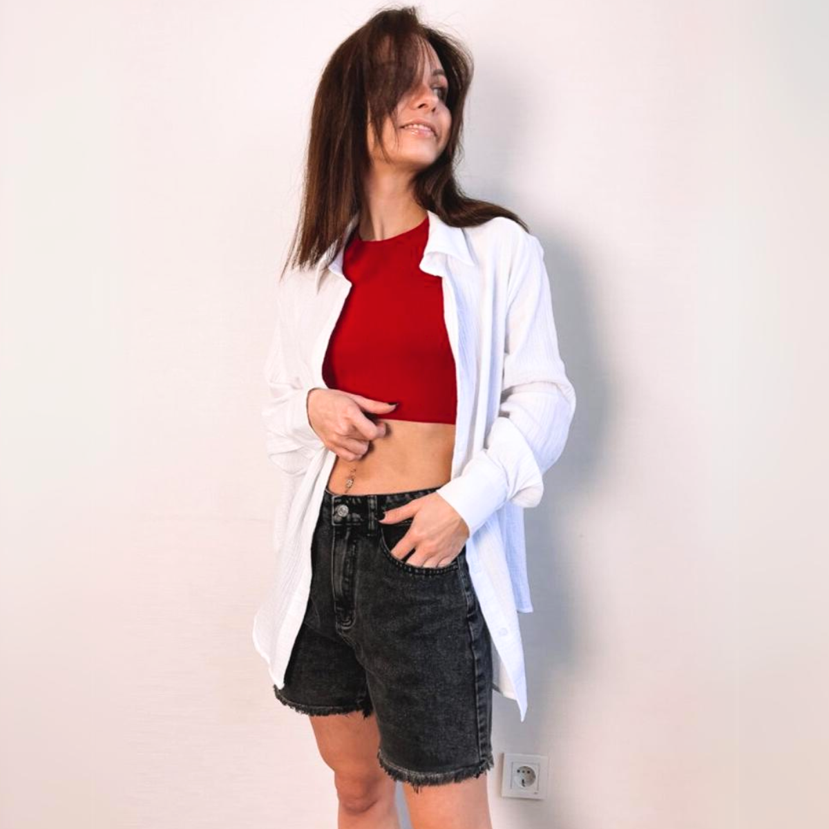 High-Waist Frayed Hem Shorts