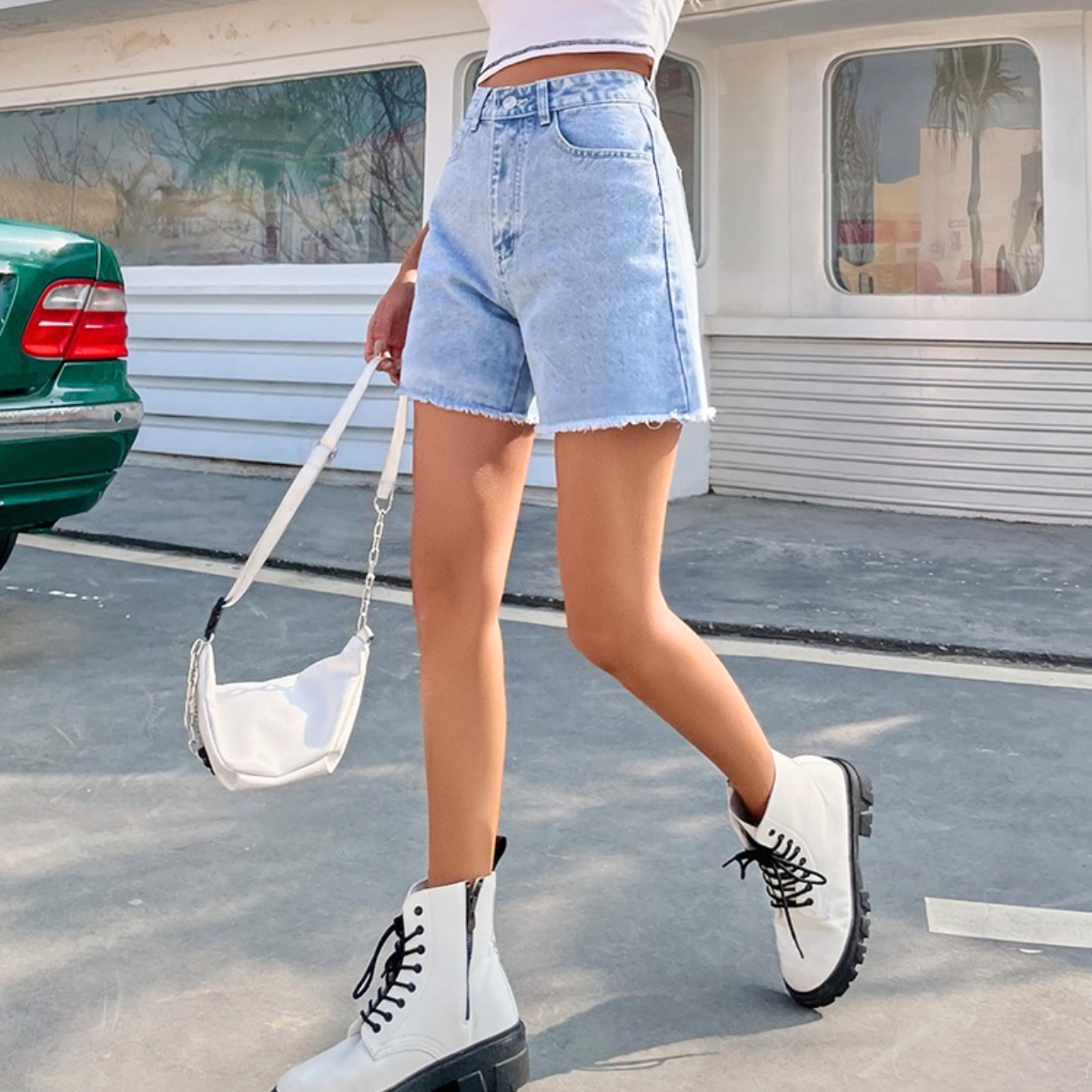 High-Waist Frayed Hem Shorts