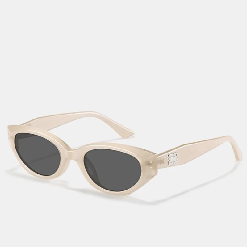 Diana Vintage Cat-Eye Sunglasses