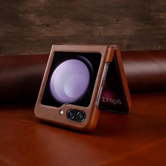 Artisan's Series: Vintage Leather Galaxy Z Flip Case